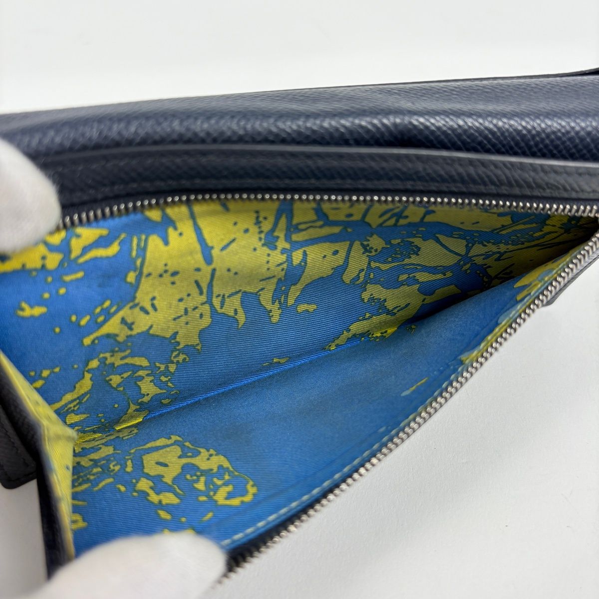 Hermes Citizen Twill Long Silk in Wallet Veau Blue Chien — view 6