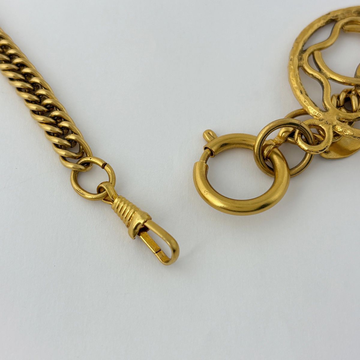 Chanel CC Logo Necklace Round Long Gold Plated — view 3