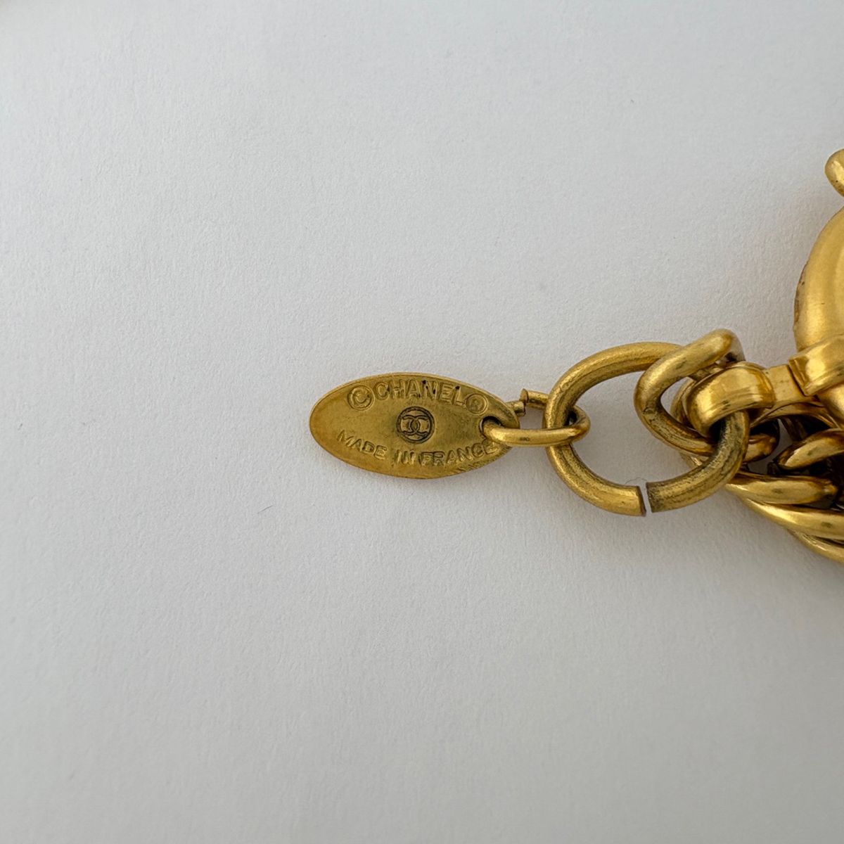 Chanel CC Logo Necklace Round Long Gold Plated — view 6
