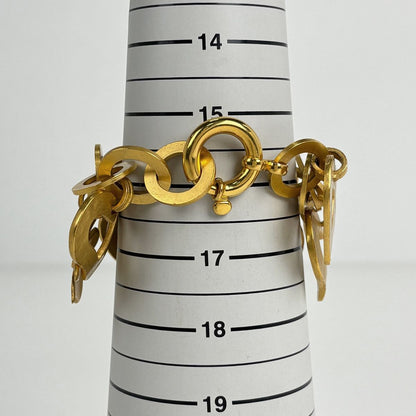 Chanel CC Logo Bracelet Bangles Heart Gold Plated — view 6