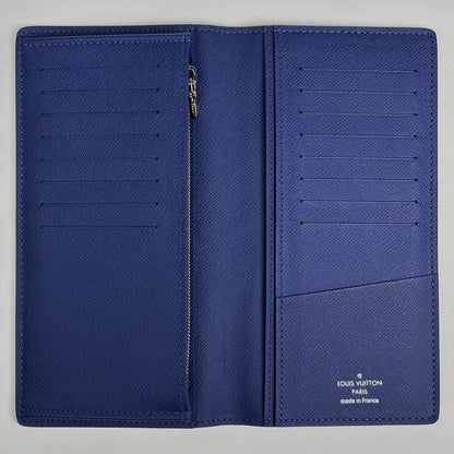 Louis Vuitton Portefeuille Brazza Wallet Taiga Cobalt — view 8