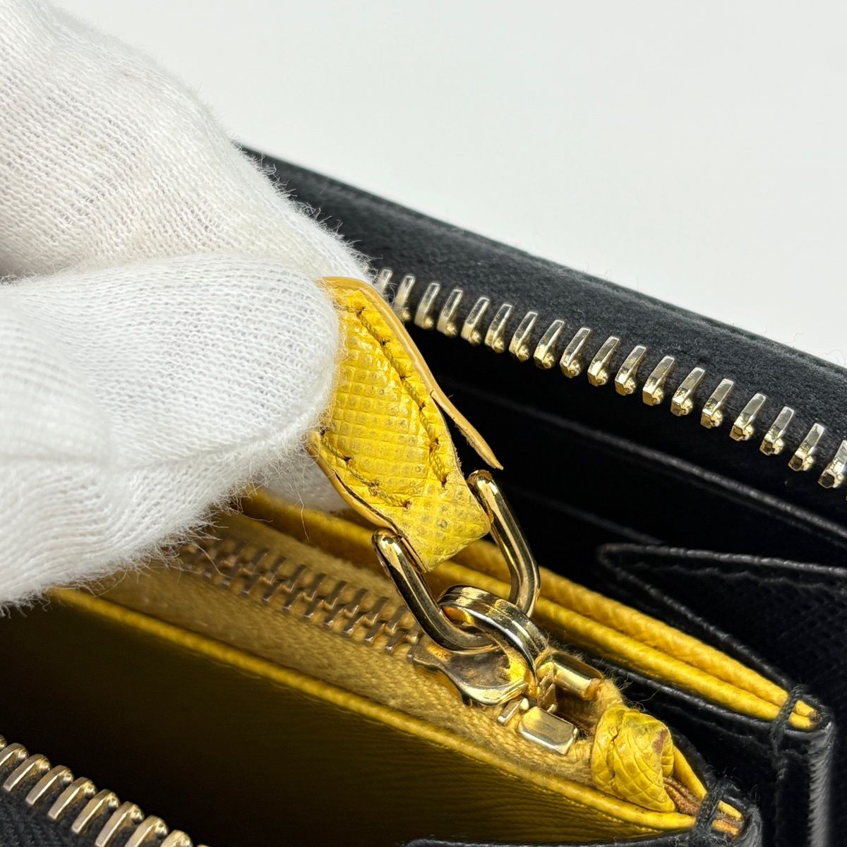 Prada Zip Around Wallet Robot Saffiano Leather Nero — view 5
