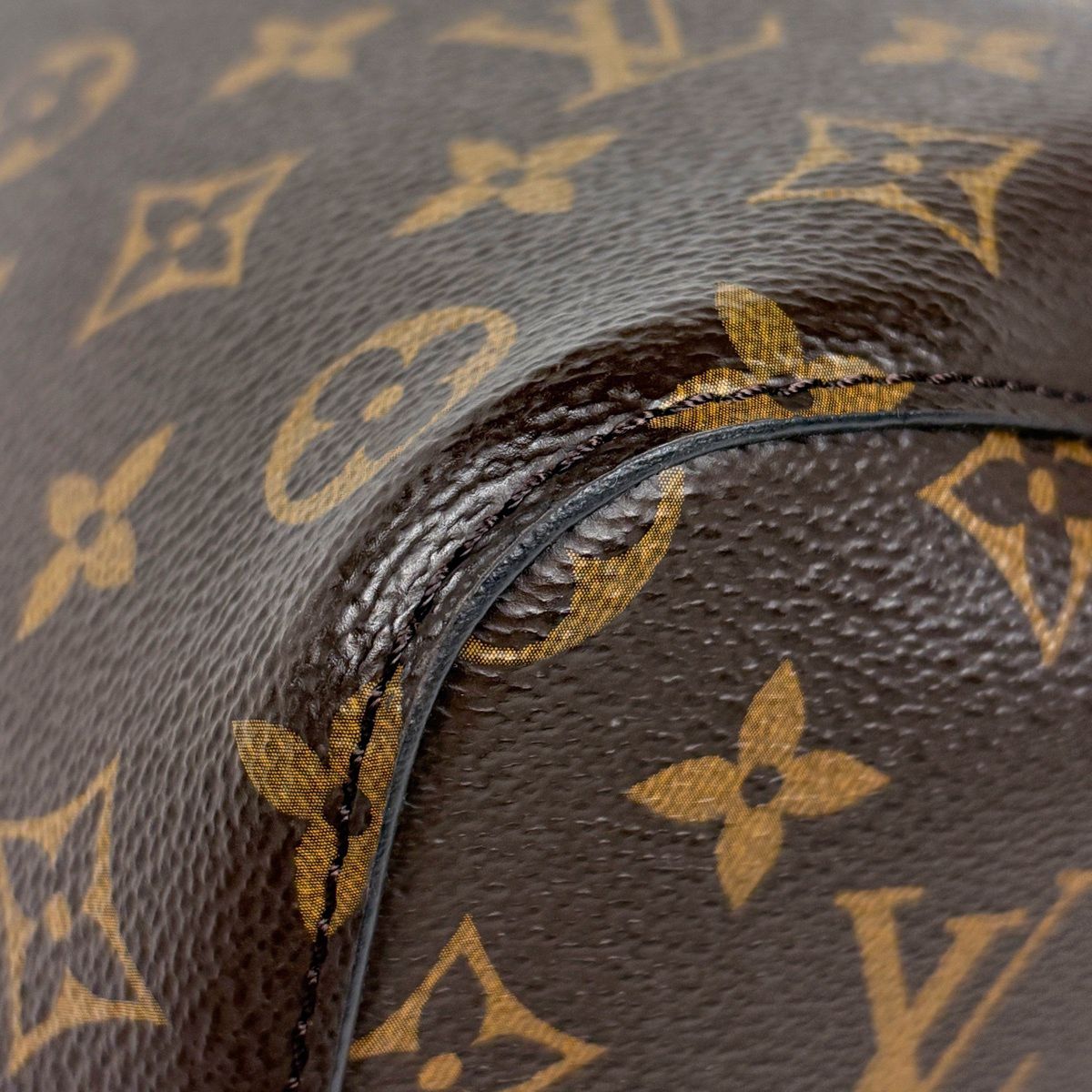 Louis Vuitton Neo Noe Drawstring Shoulder Crossbody Bag Monogram Coquelicot — view 3