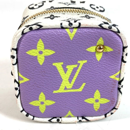 Louis Vuitton Pouch Porte-Monnaie Cube Monogram Giant Canvas White — view 2