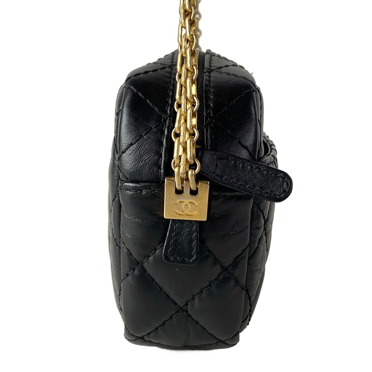 Chanel Shoulder Bag Quilted 2.55 Black Chain Gold Mademoiselle — view 2