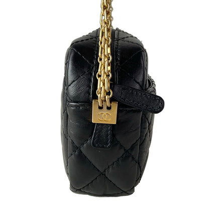 Chanel Shoulder Bag Quilted 2.55 Black Chain Gold Mademoiselle — view 2