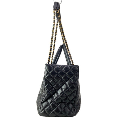 Chanel Shoulder Bag Quilted Black Matte Togo Chain 2-Way — view 4