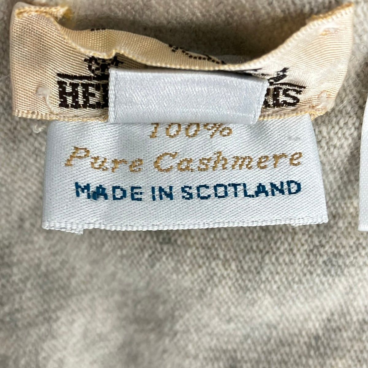 Hermes Sleeveless Sweater Medium M Beige Cashmere Turtleneck — view 4