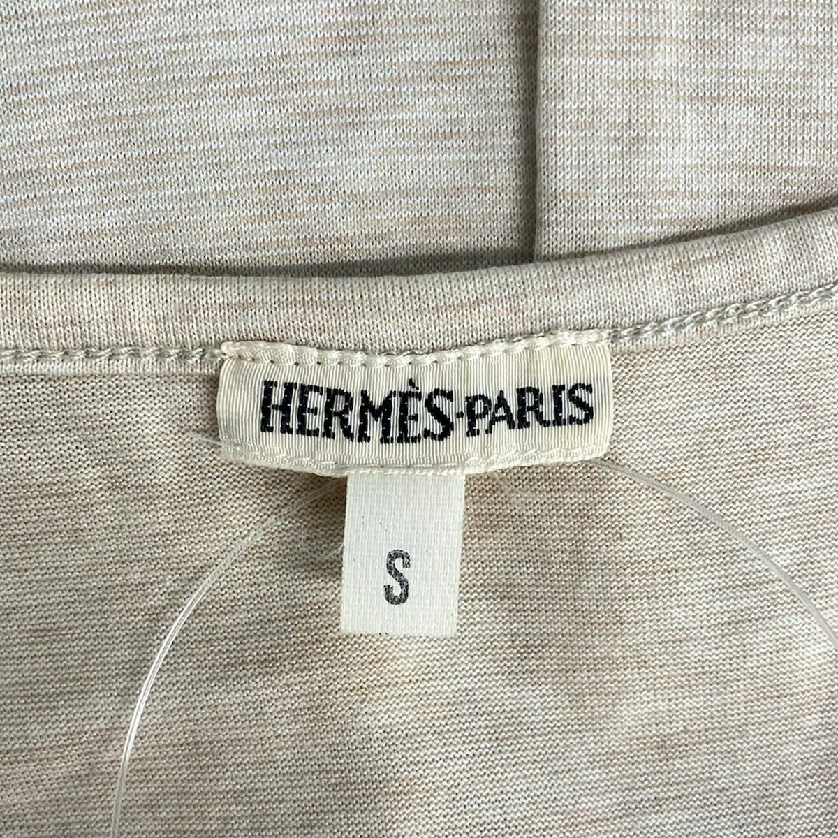 Hermes Short Sleeve T-Shirt S Beige Neck Carriage Embroidery — view 3