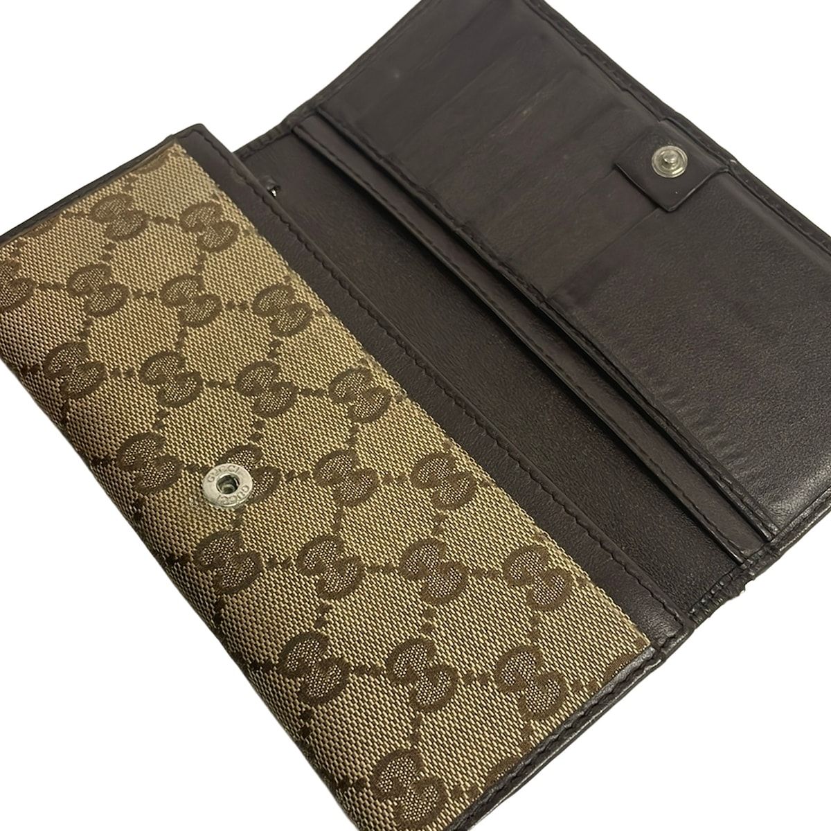 Gucci Wallet Light Brown Dark Silver GG Canvas Interlocking — view 3