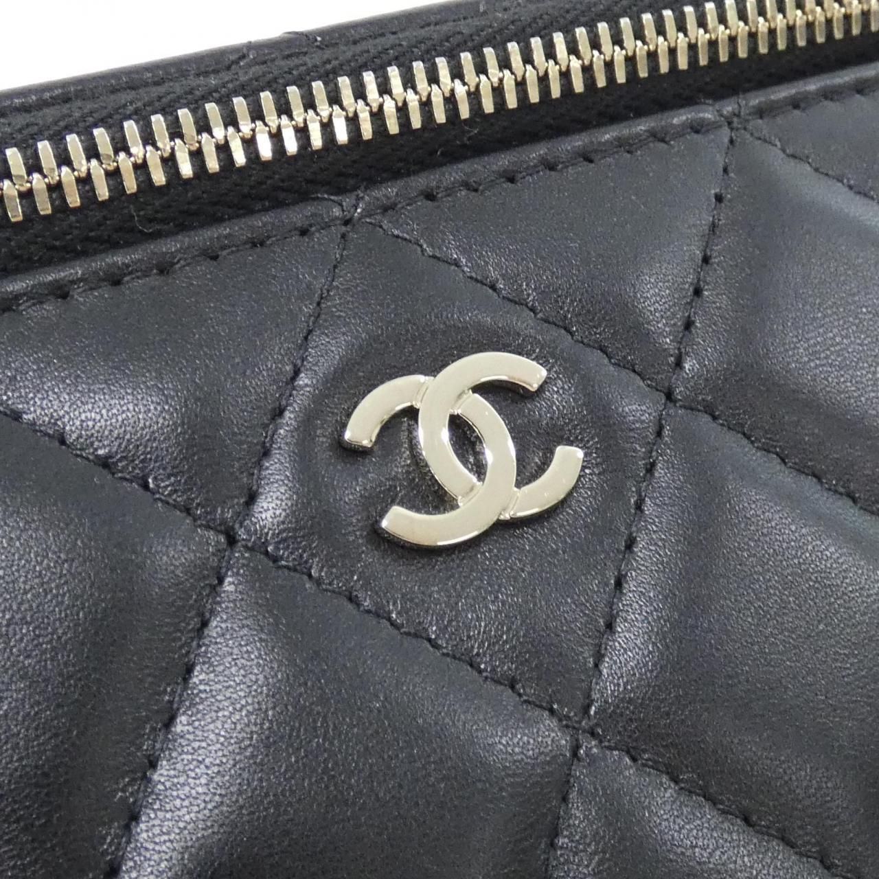 Chanel Timeless Classic Line Shoulder — view 5