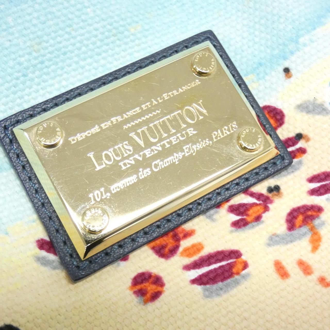 Louis Vuitton Iol Cabas PM — view 4