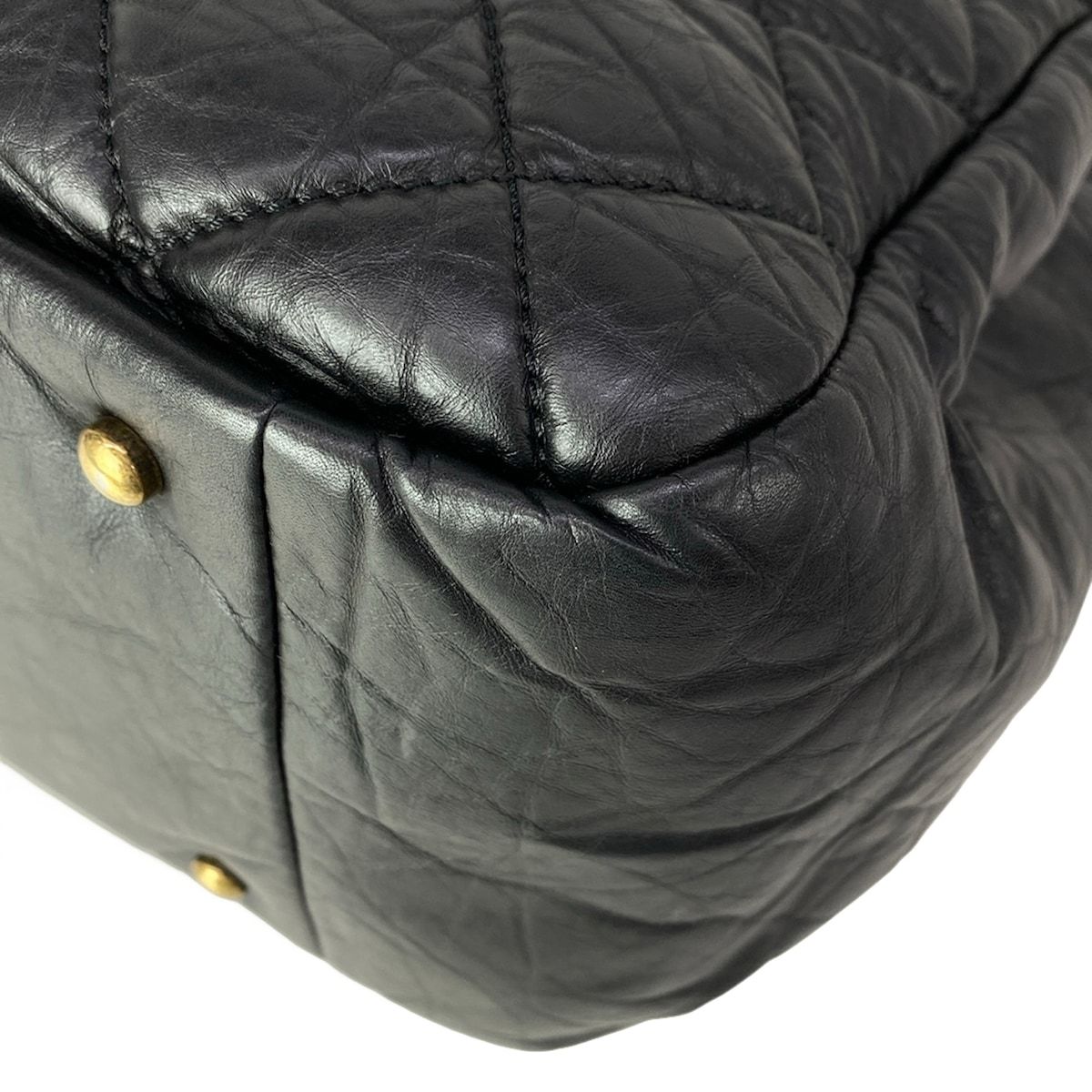 Chanel Shoulder Bag Quilted Black 2-Way Vintage Gold — view 9