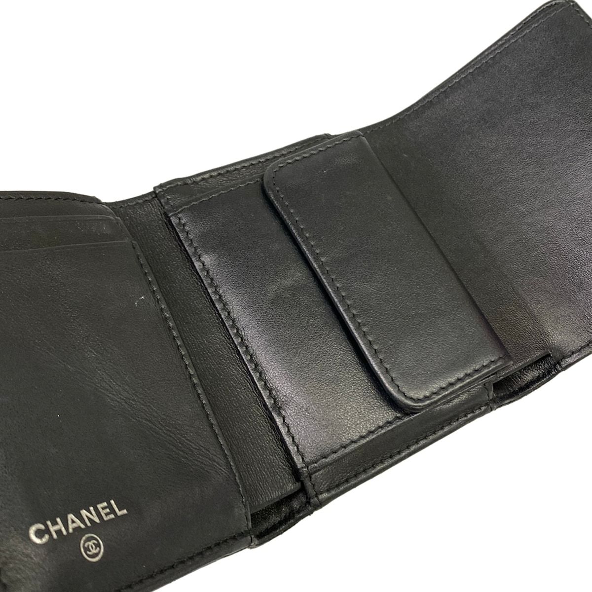 Chanel Trifold Wallet Black — view 3