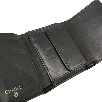 Chanel Trifold Wallet Black — view 3