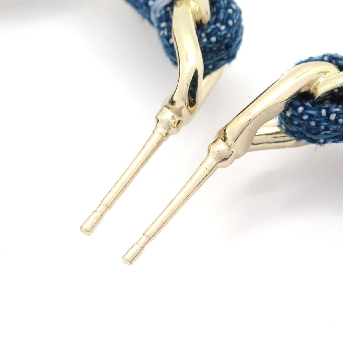 Chanel Earrings CC Logo Gold Light Blue — view 4