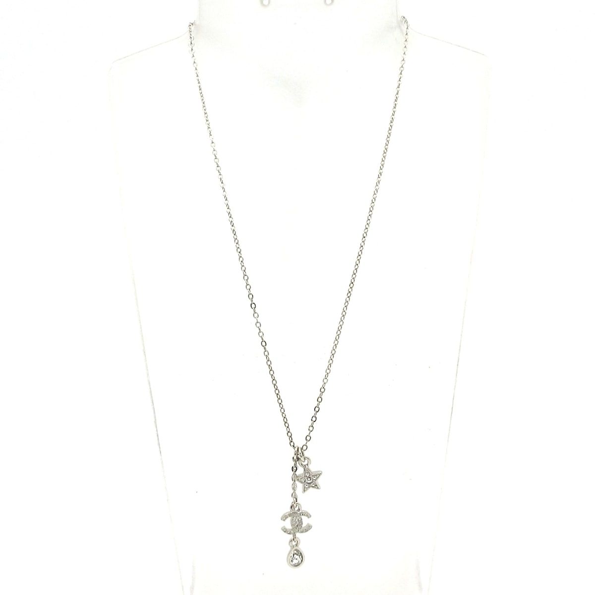 Chanel Necklace Silver CC Logo Star — view 2
