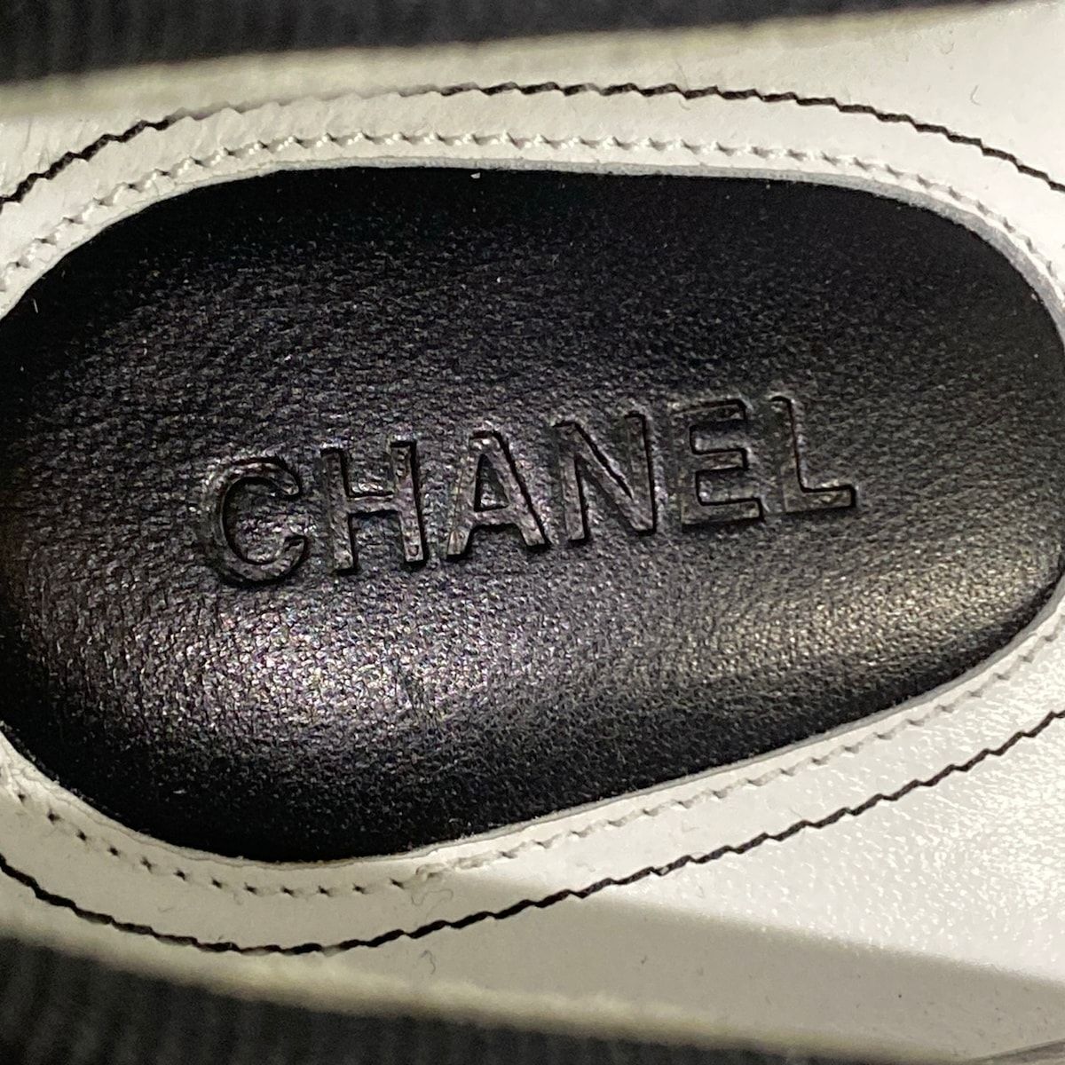 Chanel Flat Shoes 37.5 C Black CC Logo Ribbon Leather Lambskin — view 9