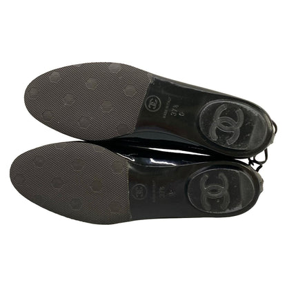 Chanel Flat Shoes 37.5 C Black CC Logo Ribbon Leather Lambskin — view 8