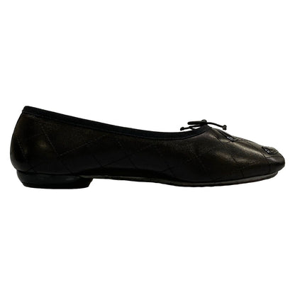 Chanel Flat Shoes 37.5 Black Cambon Line CC Logo Leather Lambskin — view 2