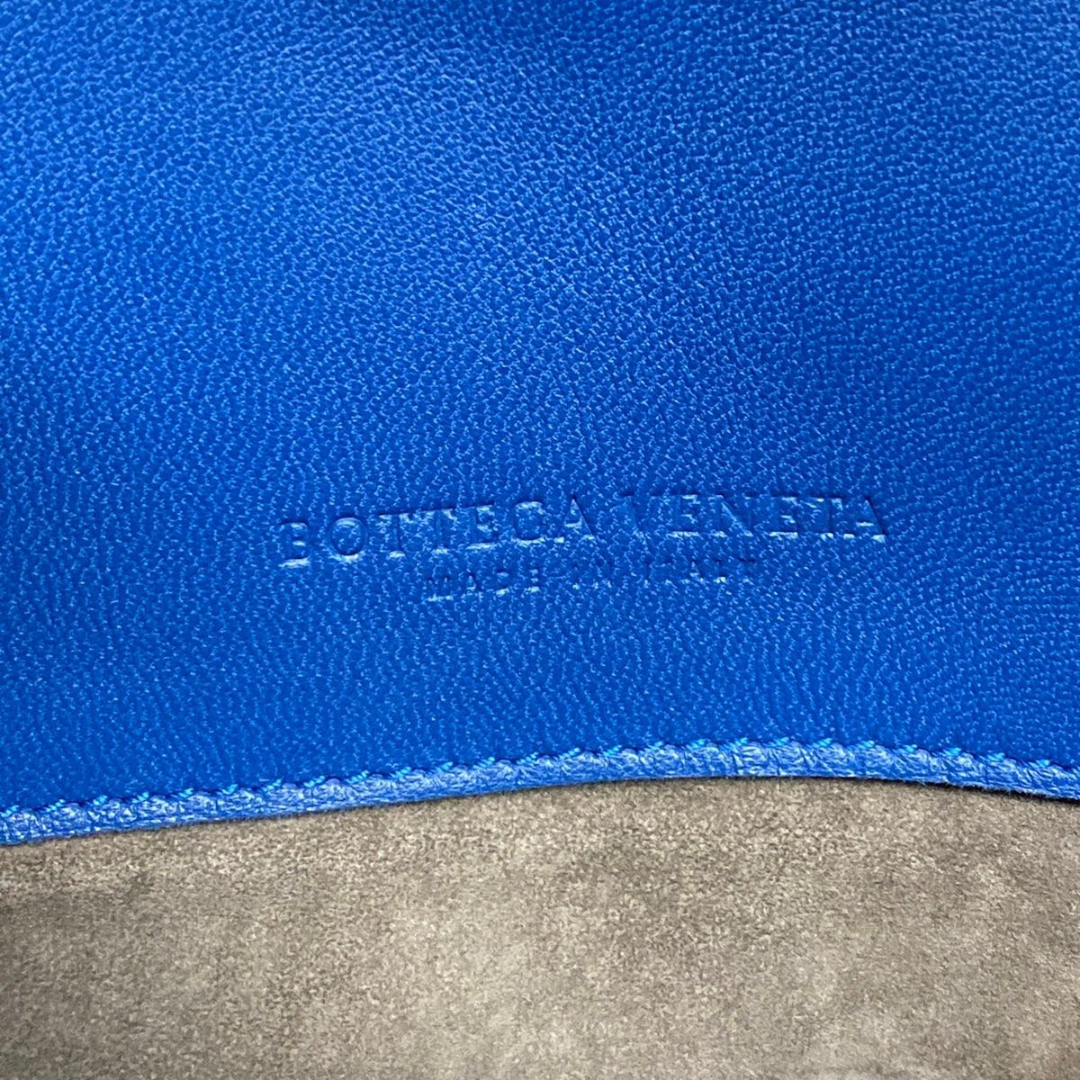 Bottega Veneta Tote Intrecciato Blue Leather — view 8