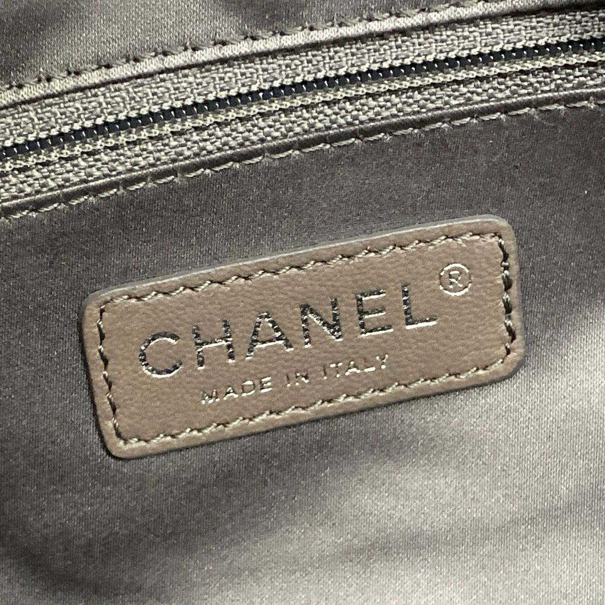 Chanel Handbag Quilted Black Chain Shoulder Silver — view 9