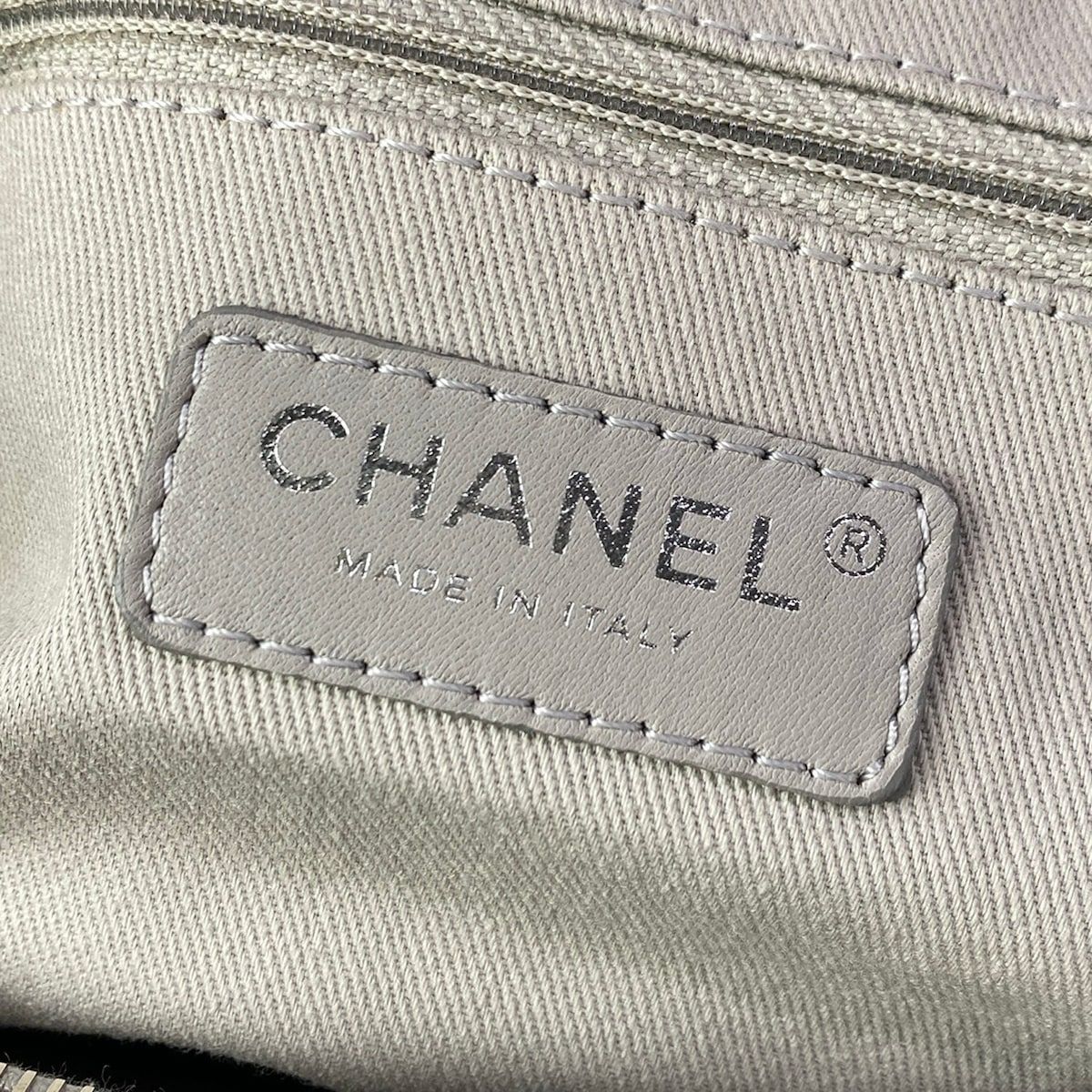 Chanel Shoulder Bag Quilted Wild Stitch Light Gray Silver 2-Way Chain Leather — view 9