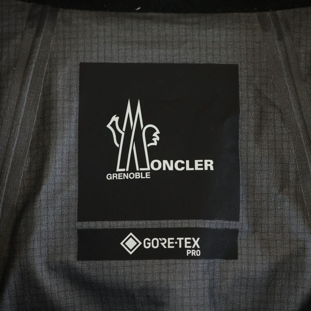 Moncler Rhc Ron Herman Moirans Ron Custom Made Front Logo Print Nylon Mountain — view 7