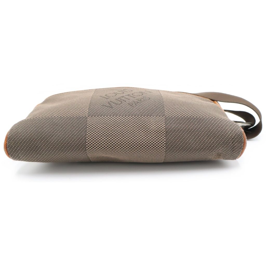Louis Vuitton Damier Geant Acrobatic Belt Bag Brown — view 4