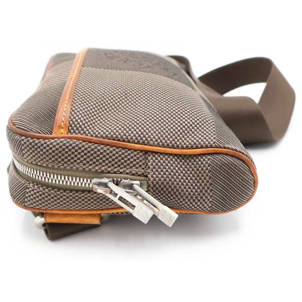 Louis Vuitton Damier Geant Acrobatic Belt Bag Brown — view 3