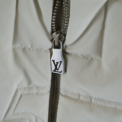 Louis Vuitton Quilted Technical Jacket White MM — view 6