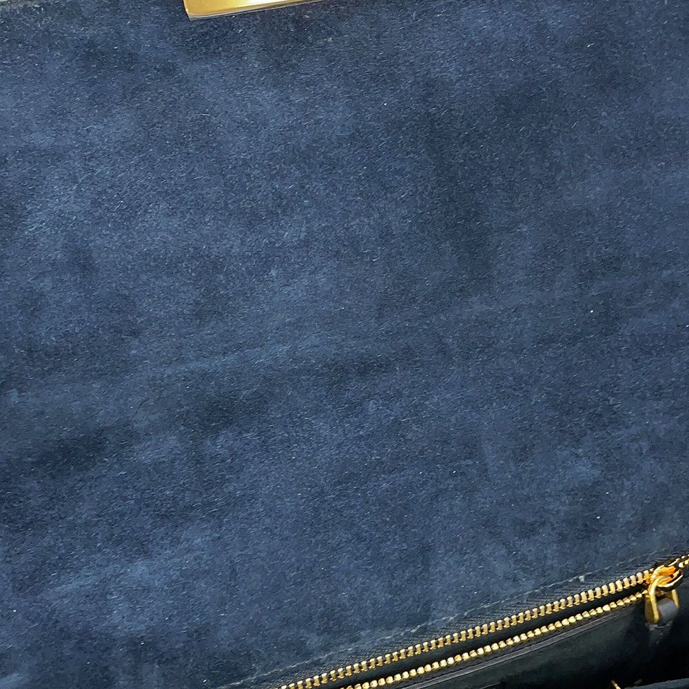 Dior Shoulder Bag 30 Montaigne Velvet Leather — view 9