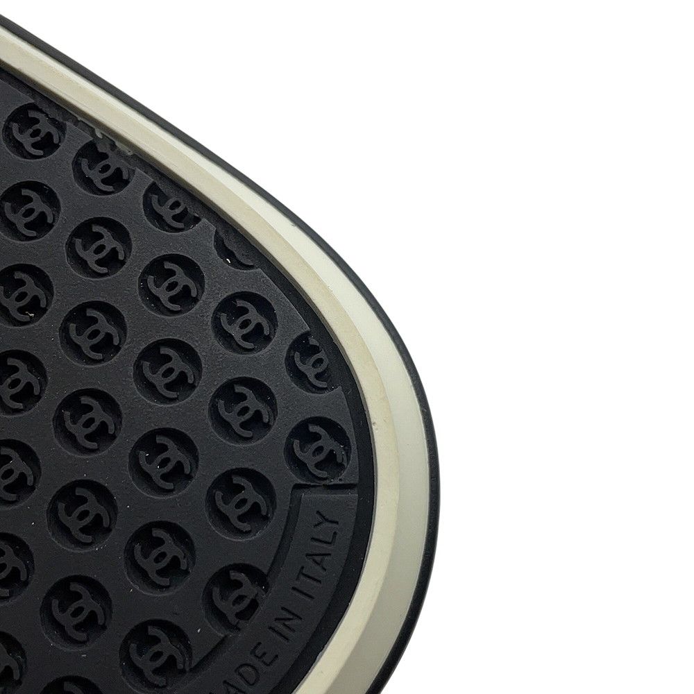 Chanel Sneakers CC Logo Suede 37 Black White — view 8