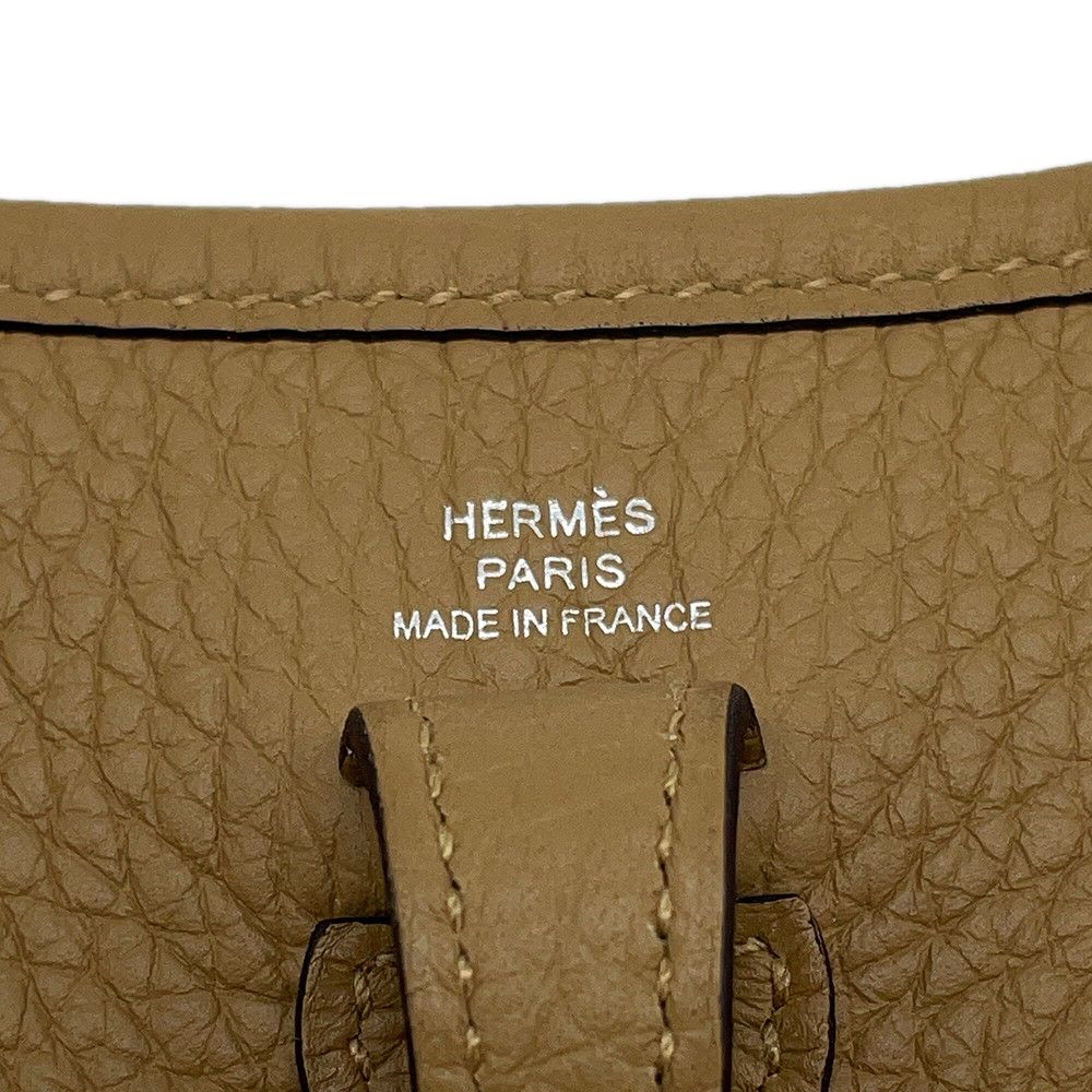 Hermes Shoulder Bag Evelyne TPM 111 cm Dune Silver Taurillon Clemence — view 5