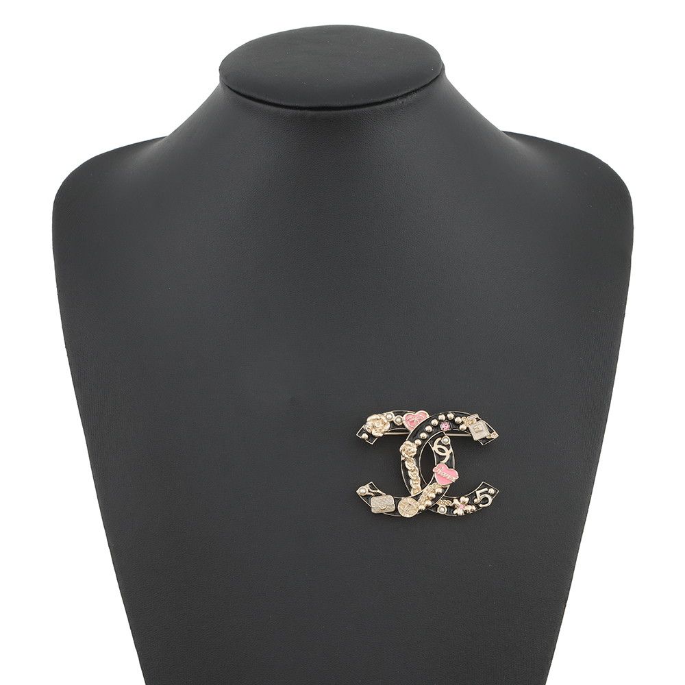 Chanel Brooch CC Logo Rhinestone Faux Pearl — view 4