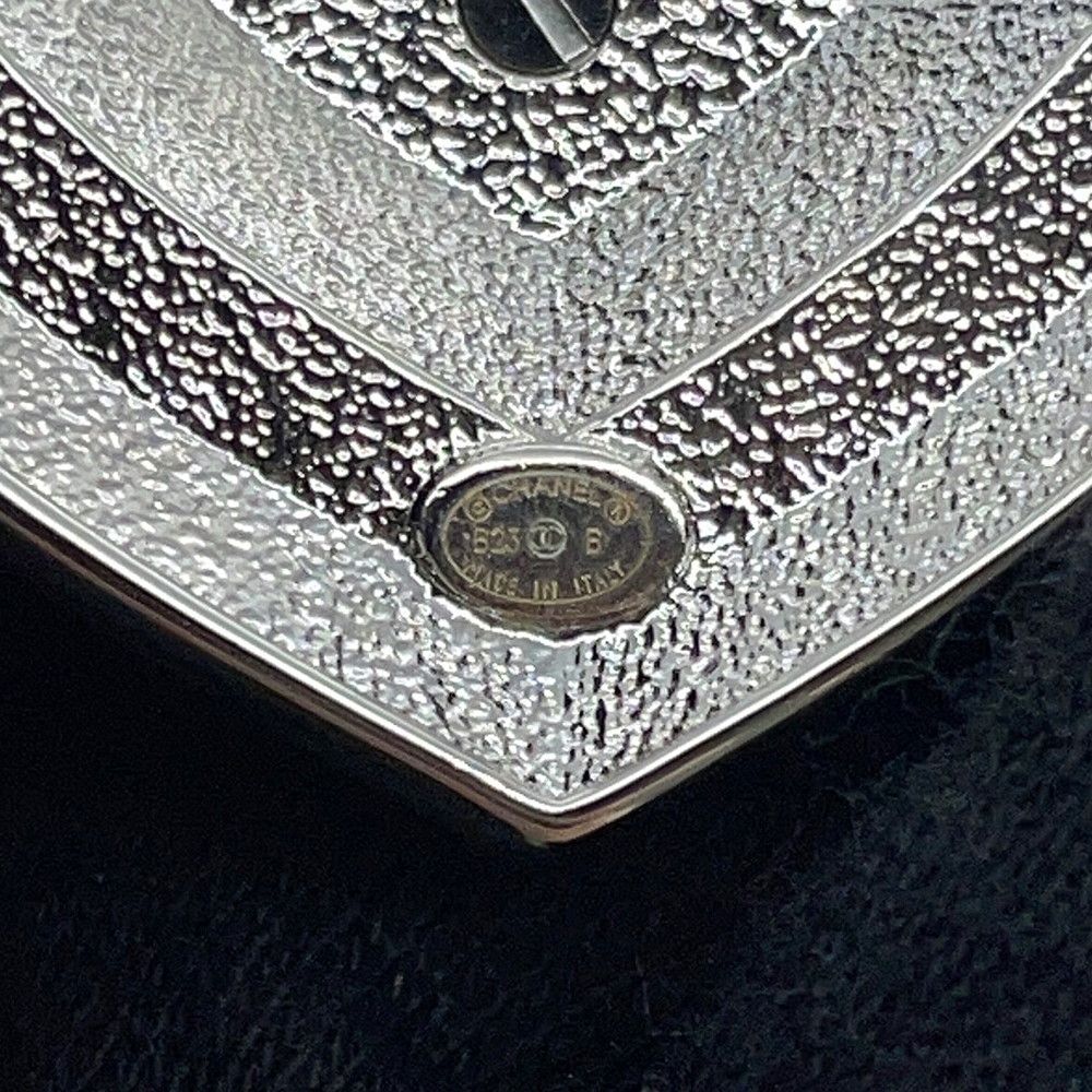 Chanel Brooch Heart CC Logo Metal Rhinestone — view 9