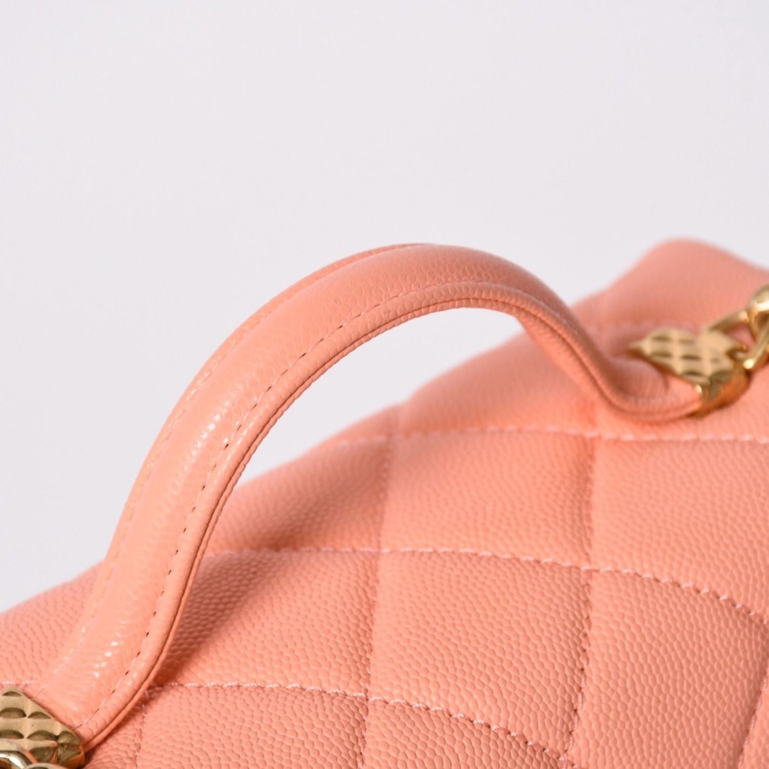 Chanel Vanity Chain Shoulder Bag 2-Way Base CC Logo Caviar Leather Pink — view 5