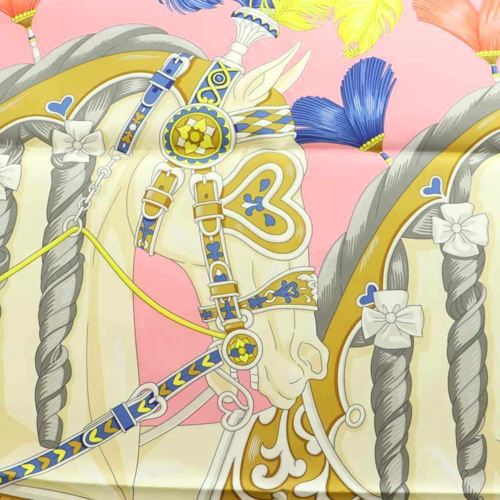 Hermes Harnais de Coeur Carre 90 Scarf All Over Pattern Silk Pink Multicolor — view 5