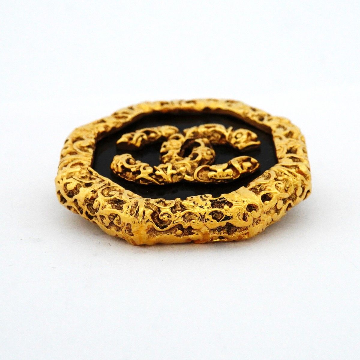 Chanel Brooch Vintage CC Logo Lava Motif Gold Plated Black Cles — view 3