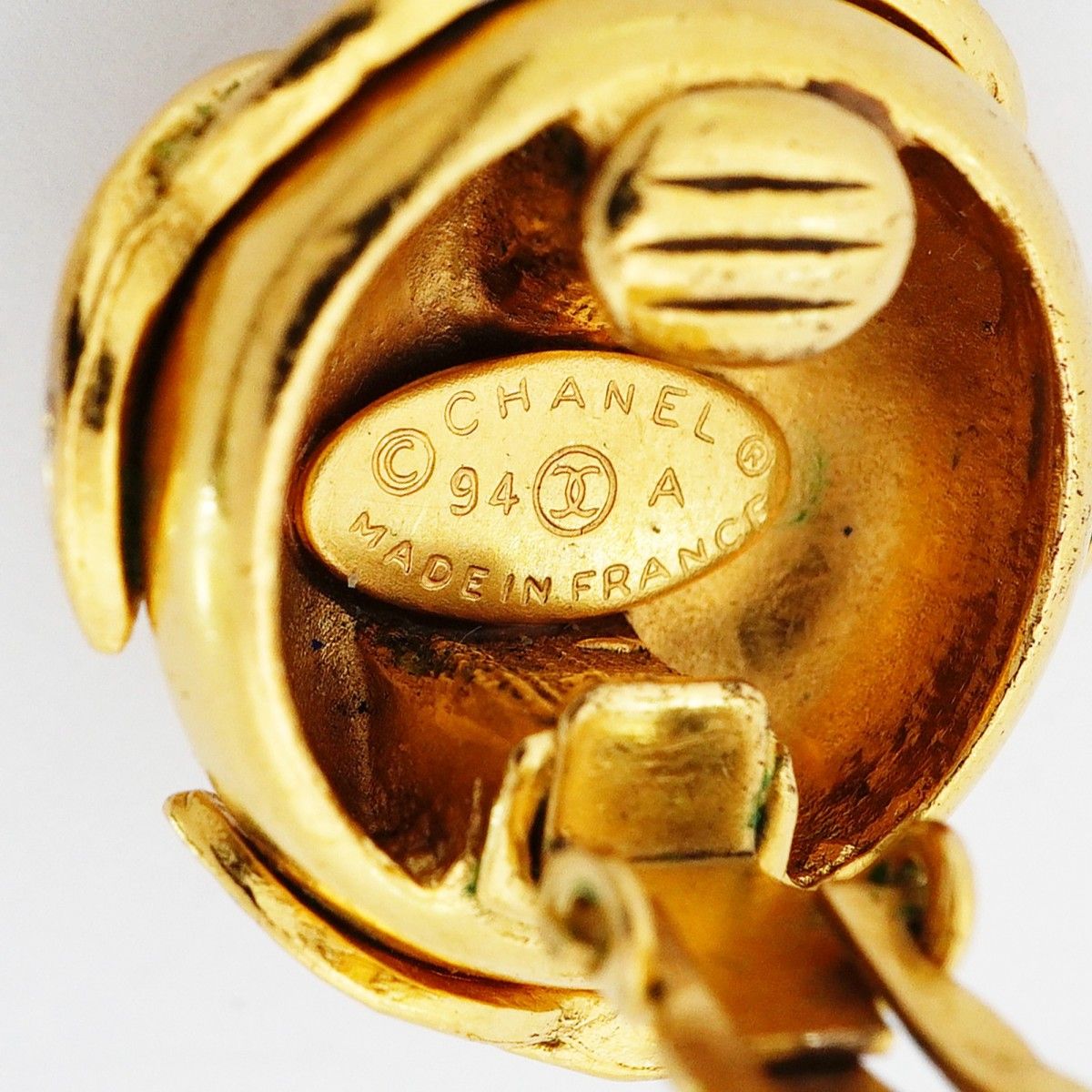 Chanel Earrings Vintage Triple Coco Gold Plated — view 4