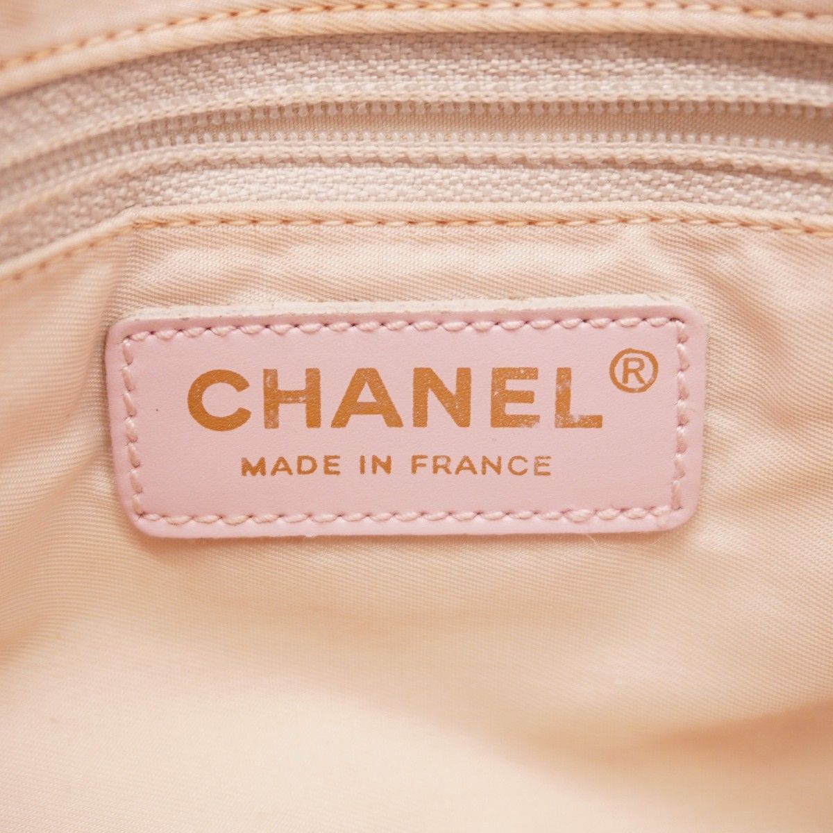 Chanel Tote New Travel Nylon Pink Champagne Gold — view 5