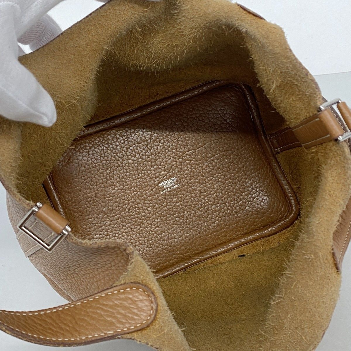 Hermes Handbag Picotin Lock PM Taurillon Clemence Gold Silver — view 4
