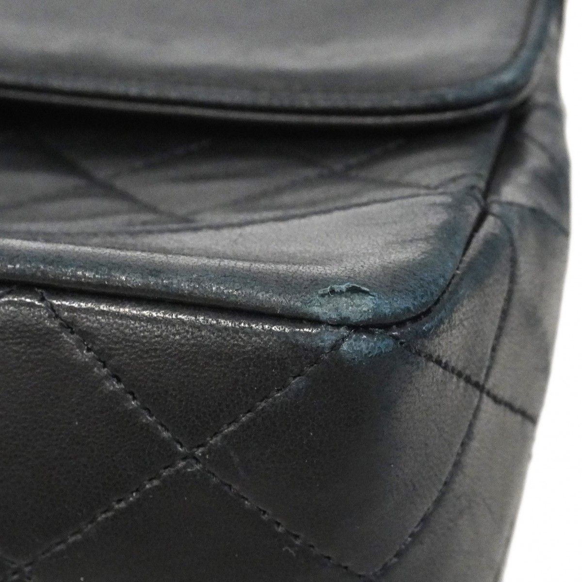 Chanel Shoulder Bag Quilted Lambskin Black Gold — view 6