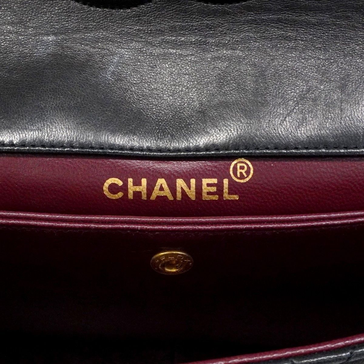 Chanel Shoulder Bag Quilted Lambskin Black Gold — view 5