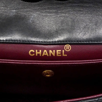 Chanel Shoulder Bag Quilted Lambskin Black Gold — view 5