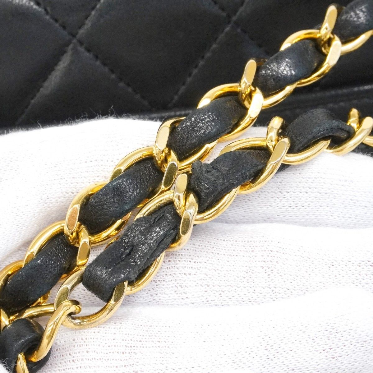 Chanel Shoulder Bag Quilted Lambskin Black Gold — view 7
