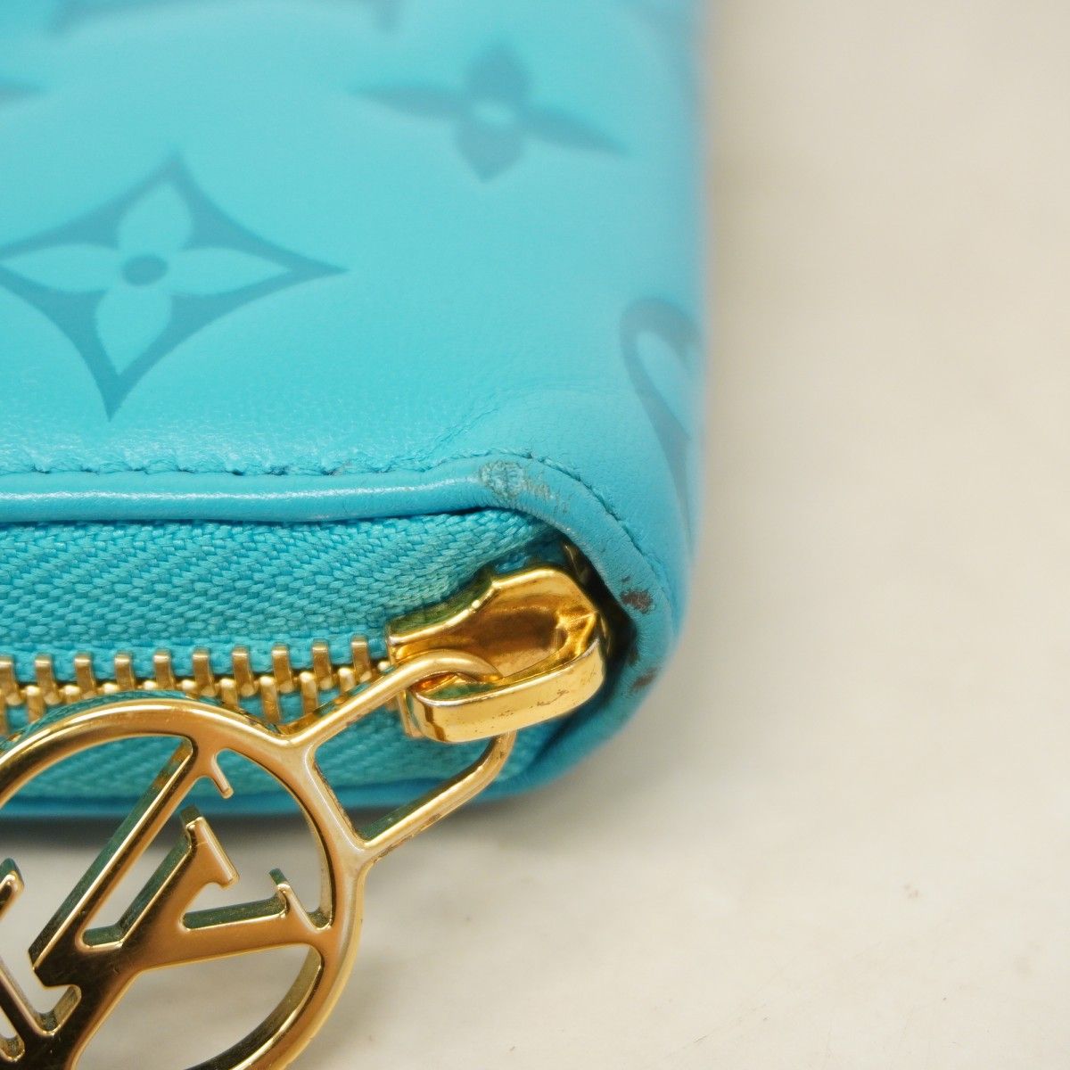 Louis Vuitton Wallet Cousin Zippy Turquoise Blue — view 5