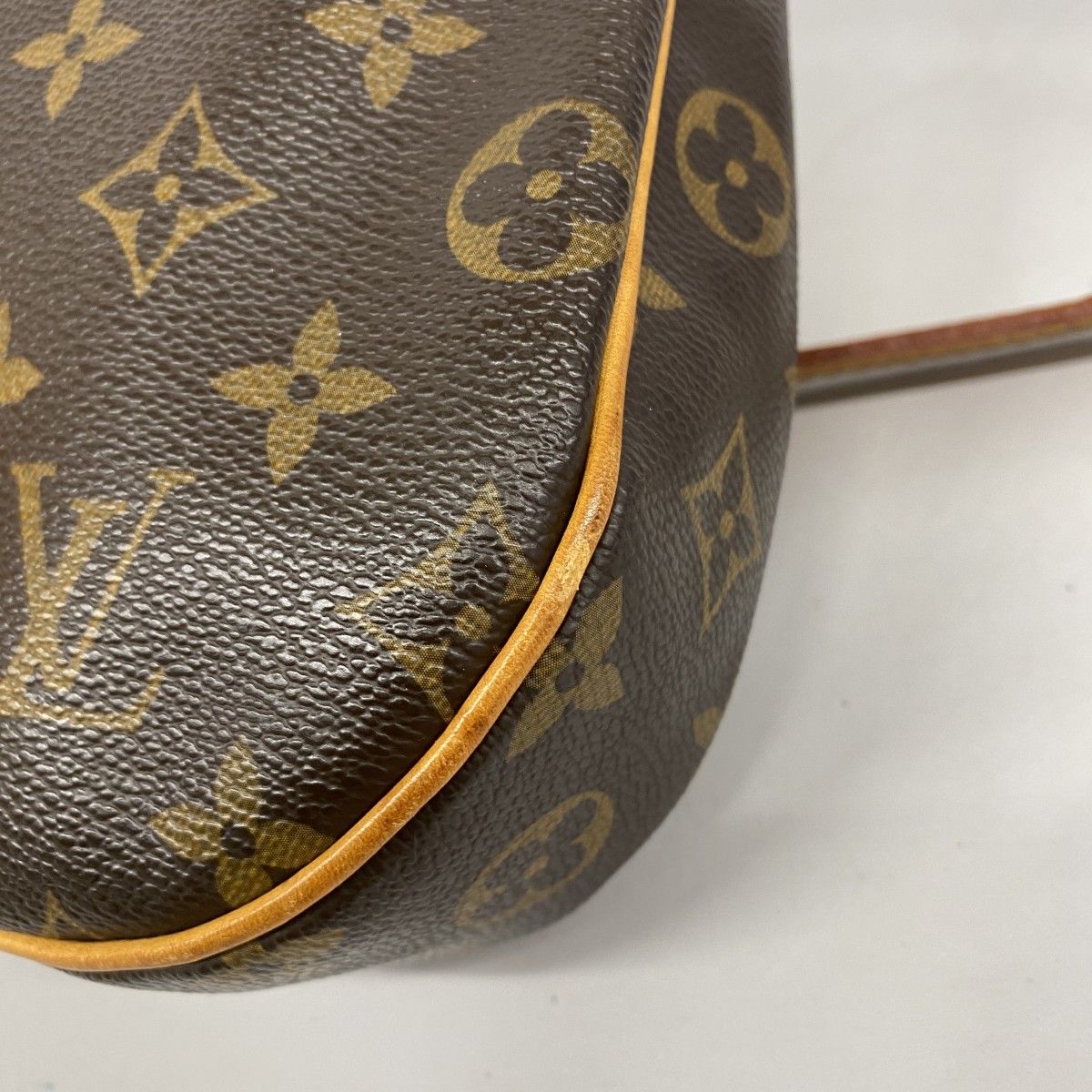 Louis Vuitton Shoulder Bag Monogram Odeon PM Brown — view 6