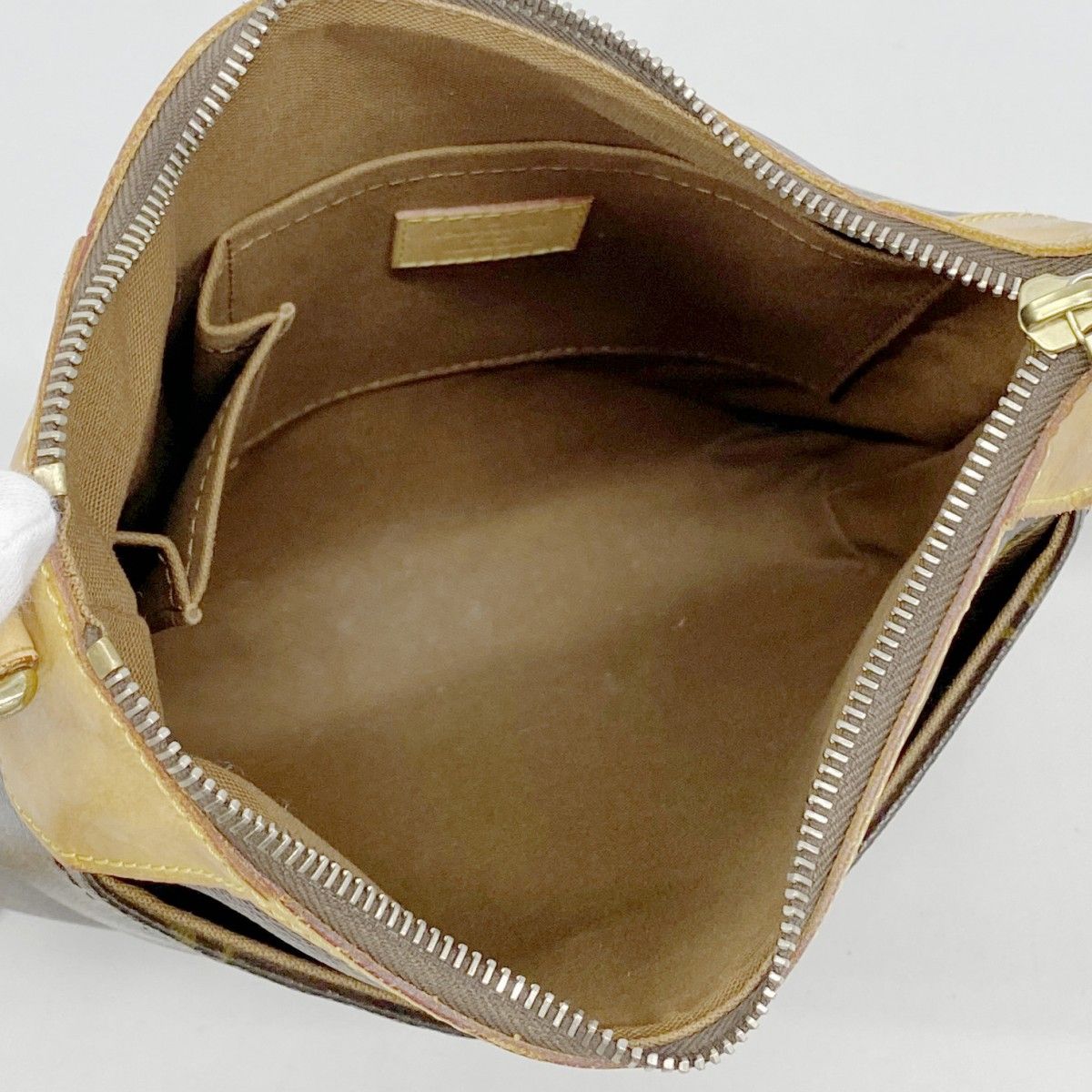 Louis Vuitton Shoulder Bag Monogram Odeon PM Brown — view 4