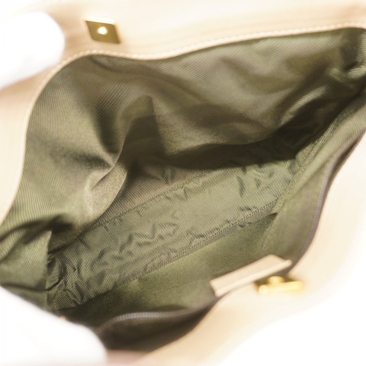 Gucci Shoulder Bag GG Canvas Beige Champagne Gold — view 4
